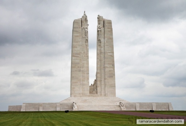 2-Vimy--60,000 Canadiians died in France -WW1--11 000 with no marker 