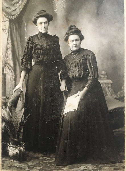 Sarah Murphy, with her sister Elizabeth (Lizzie) Murphy