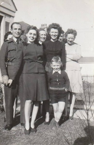 Bill Murphy returns home from service overseas with RCAF. 1946